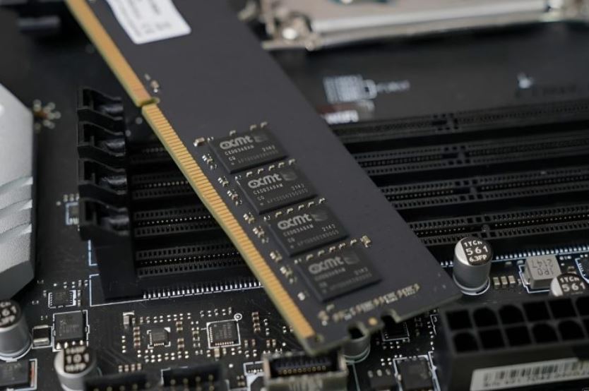 NVIDIA заранее запаслась памятью перед скачком цен