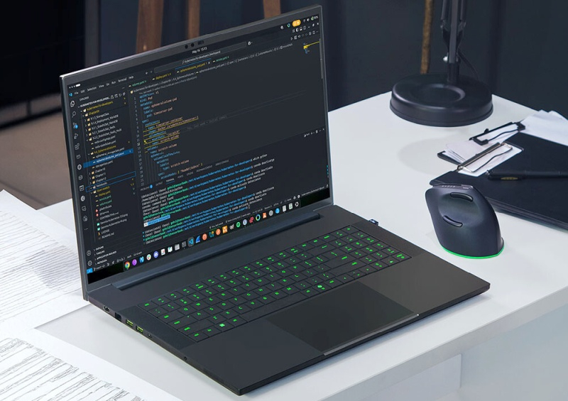 Razer Blade 18: ноутбук с RTX 5090 и Core Ultra 9 для профессионалов и геймеров